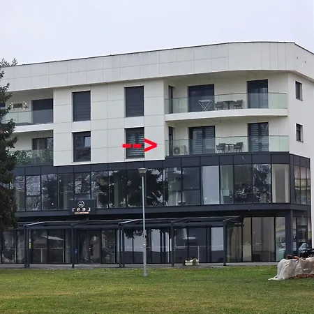 Apartment Real *