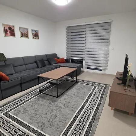 Apartment Real *